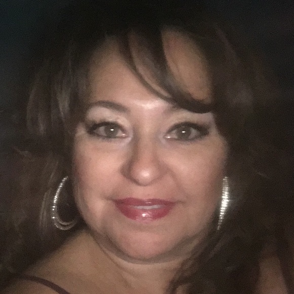 Meet your Posher, Jackie - Picture 1 of 1